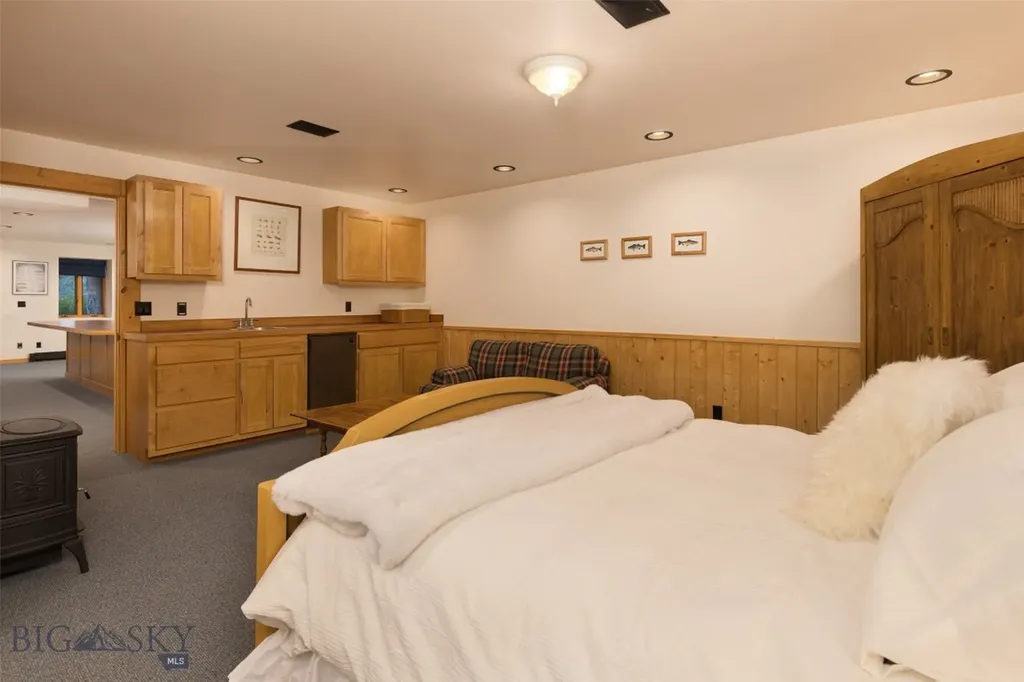 170 Hyalite Drive Big Sky MT 59716