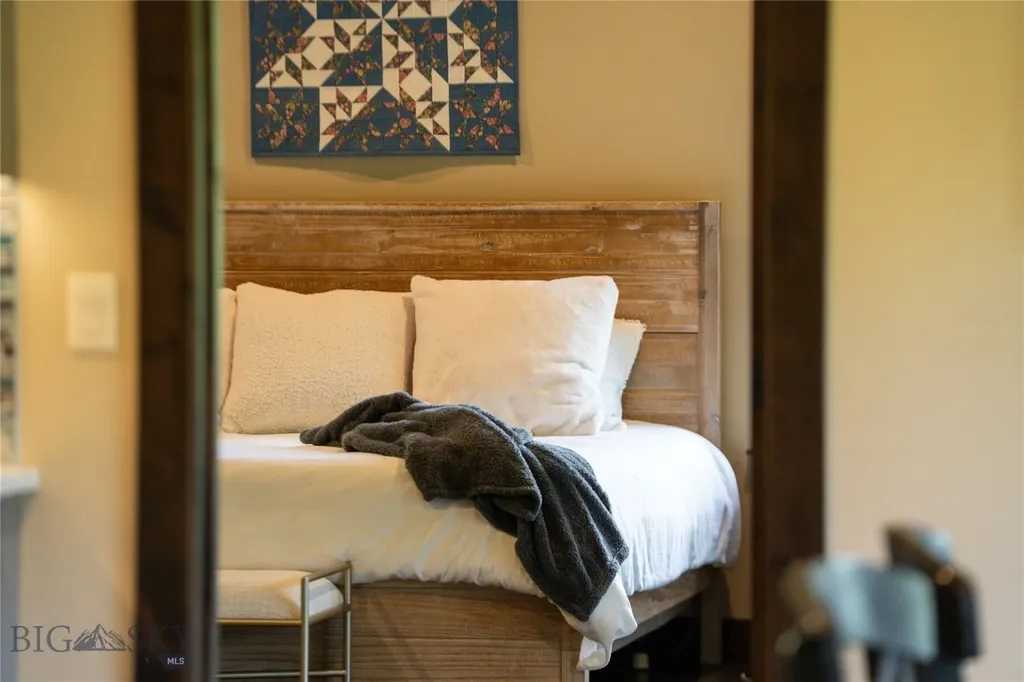 13011 Cottonwood Canyon Road Bozeman MT 59718