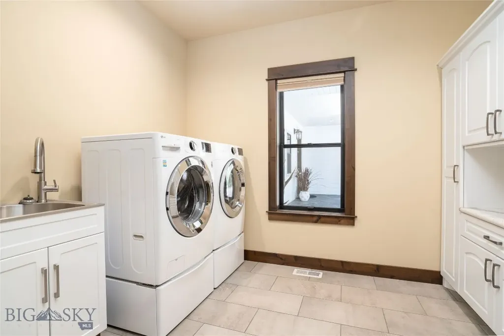 13011 Cottonwood Canyon Road Bozeman MT 59718
