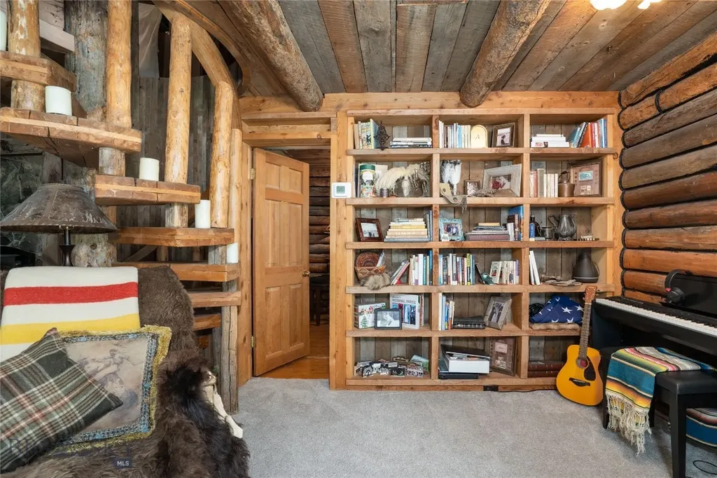13011 Cottonwood Canyon Road Bozeman MT 59718