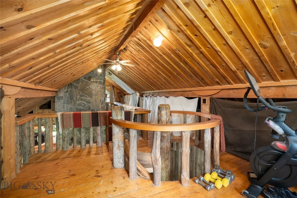 13011 Cottonwood Canyon Road Bozeman MT 59718