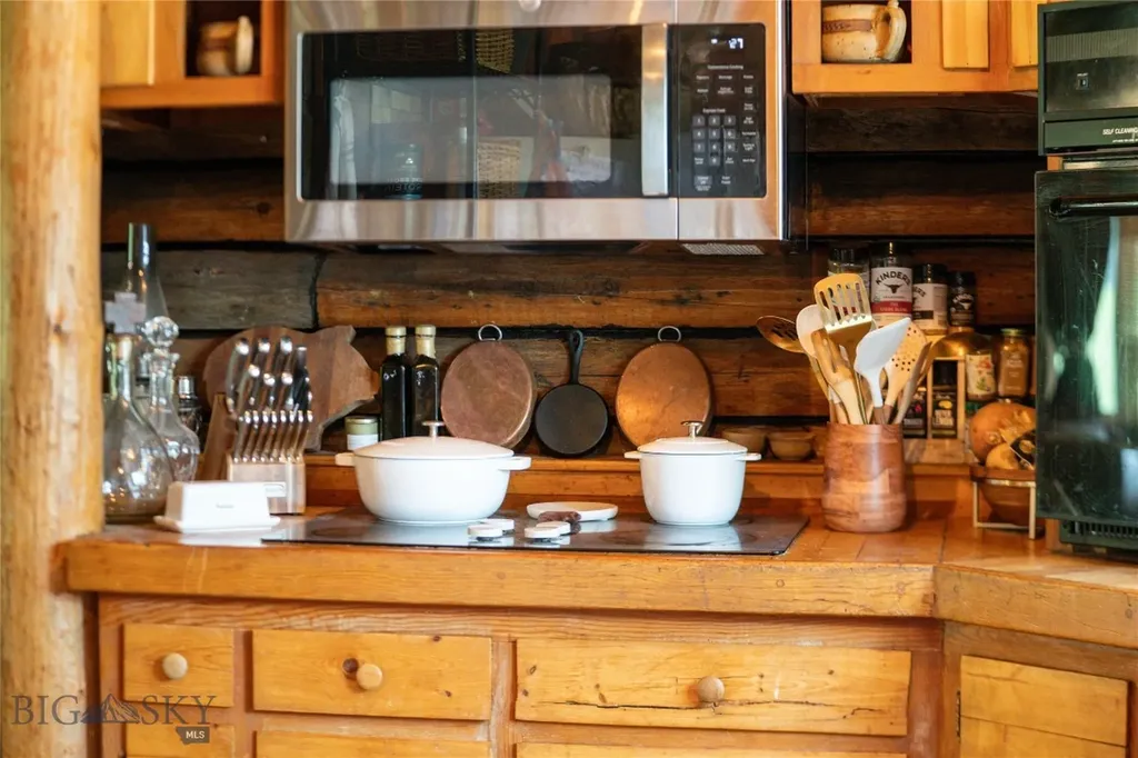 13011 Cottonwood Canyon Road Bozeman MT 59718