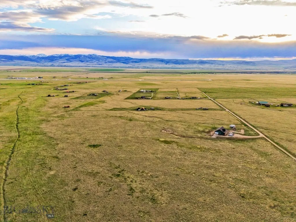 38 Elk Valley Road Ennis MT 59729