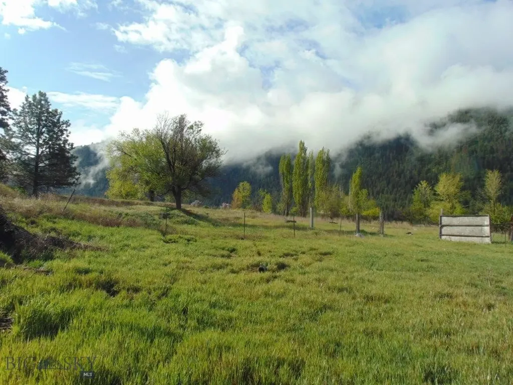 27235 Lazy Springs Road Clinton MT 59825
