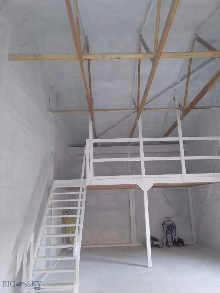 27235 Lazy Springs Road Clinton MT 59825