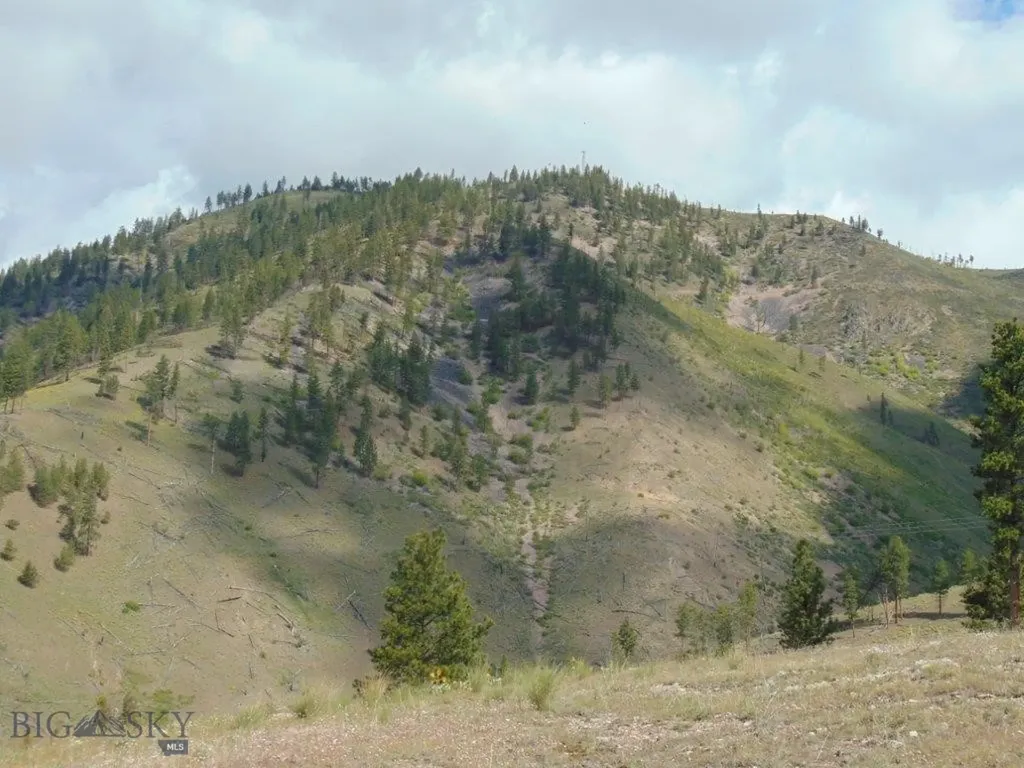 27235 Lazy Springs Road Clinton MT 59825