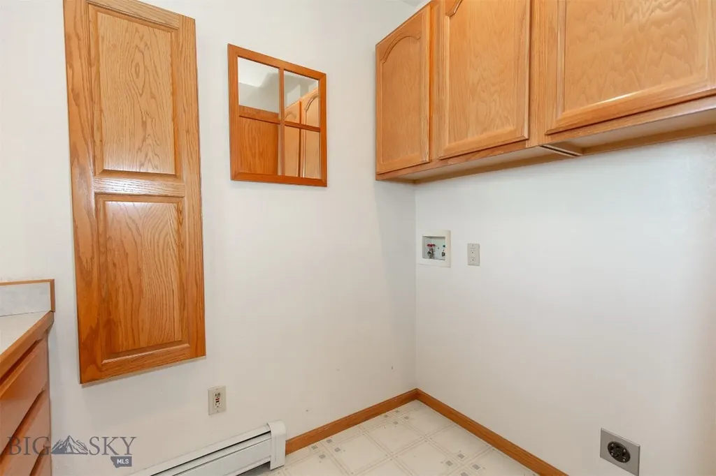 507 E Poppleton Sheridan MT 59749