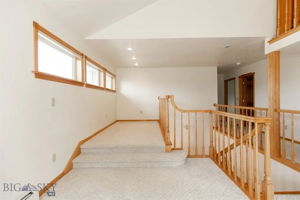 507 E Poppleton Sheridan MT 59749
