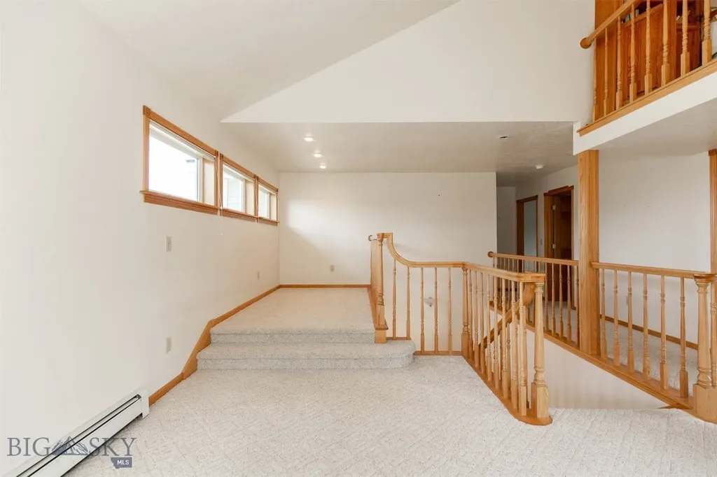 507 E Poppleton Sheridan MT 59749