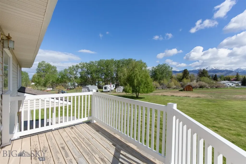 507 E Poppleton Sheridan MT 59749