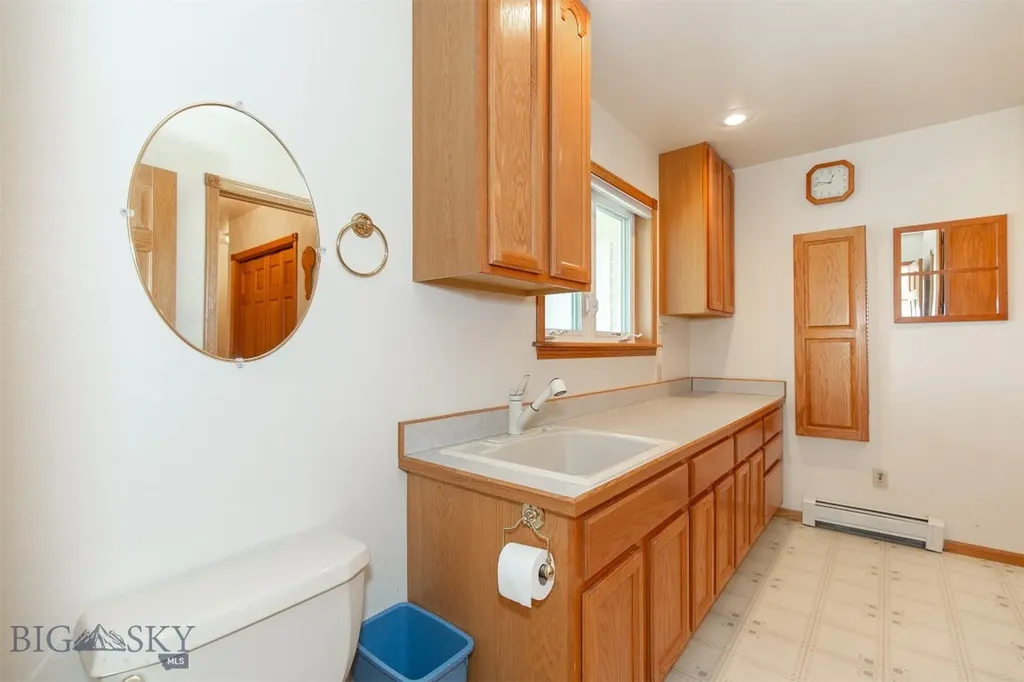507 E Poppleton Sheridan MT 59749