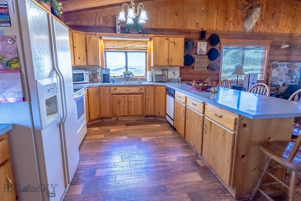 347 Upper Ross Gulch Road Townsend MT 59644