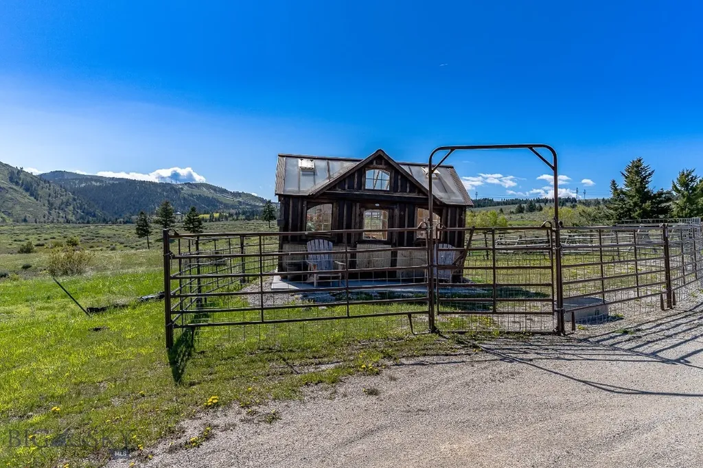 347 Upper Ross Gulch Road Townsend MT 59644