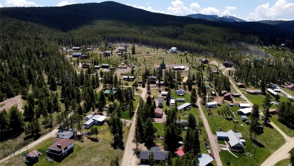 14 Highland Lane Anaconda MT 59711