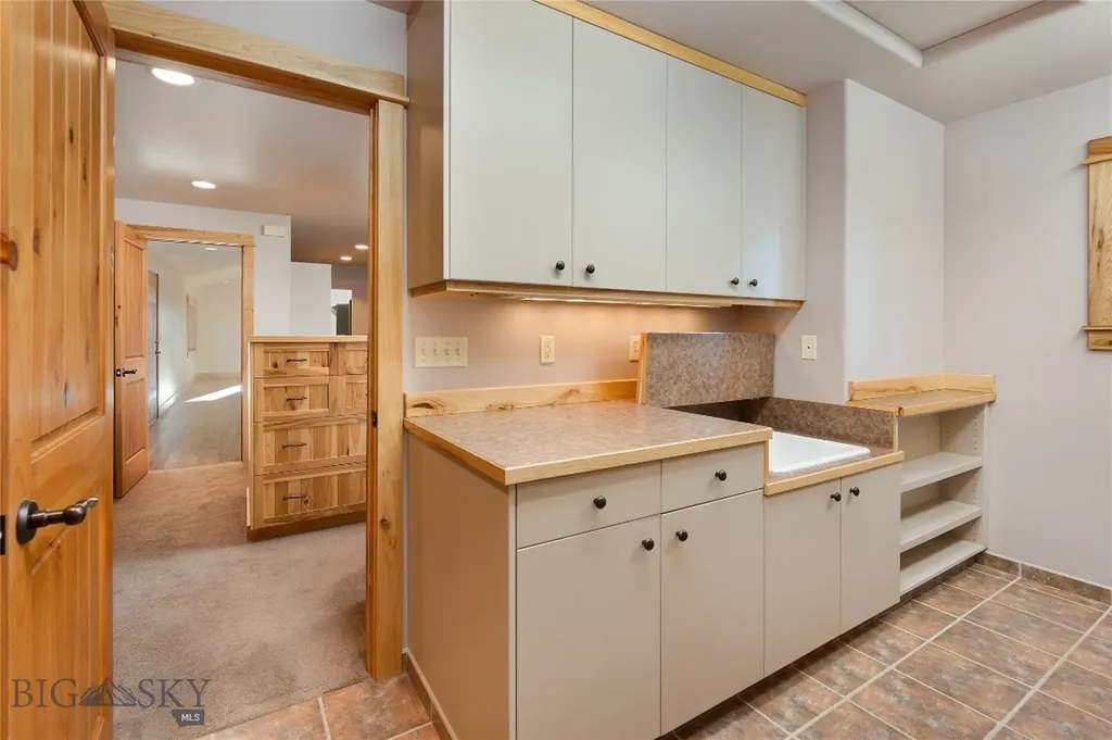 2355 Sawmill Road Bozeman MT 59715