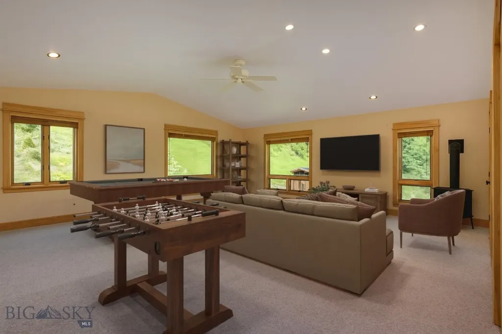 2355 Sawmill Road Bozeman MT 59715
