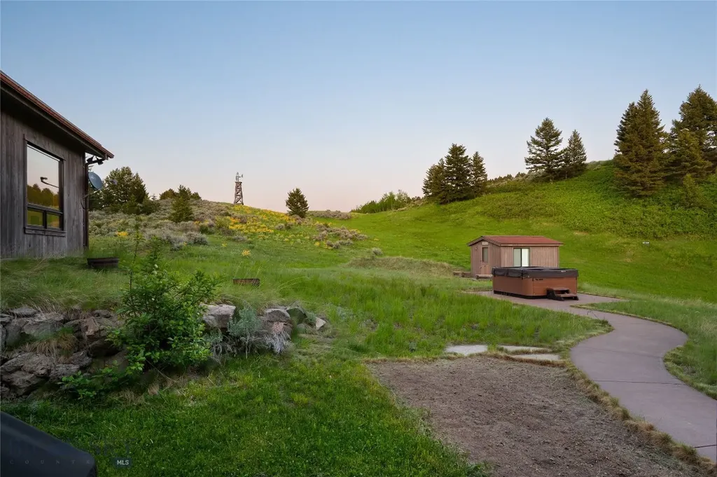 2355 Sawmill Road Bozeman MT 59715