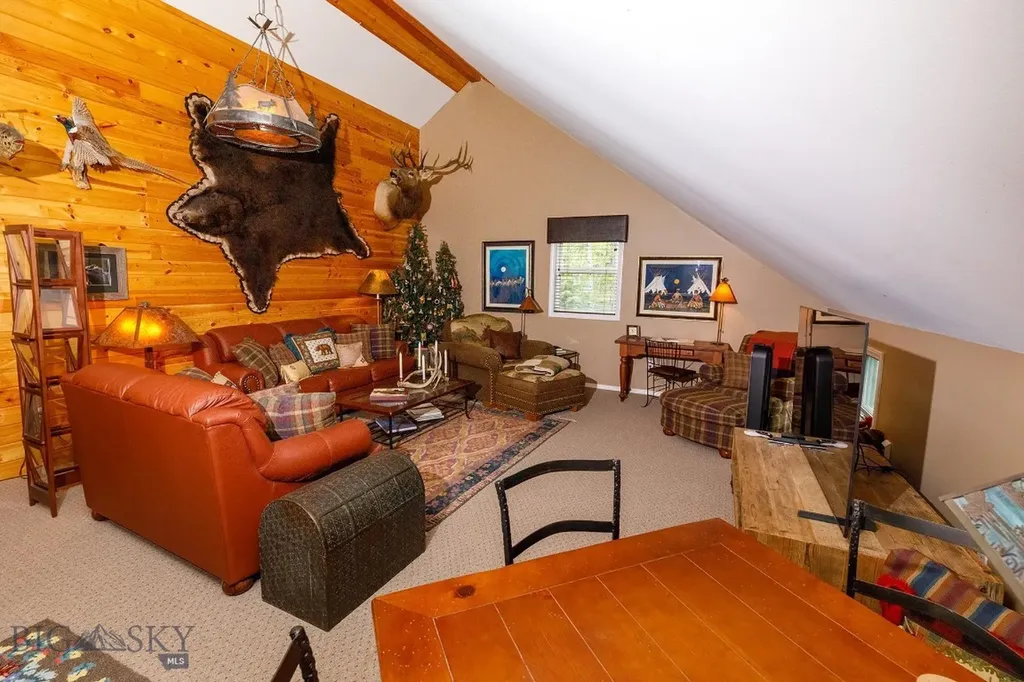 23 And 24 Moose Haven Loop Mcleod MT 59052