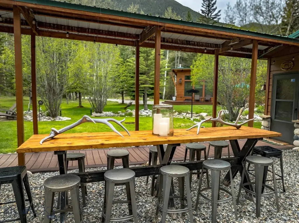 23 And 24 Moose Haven Loop Mcleod MT 59052