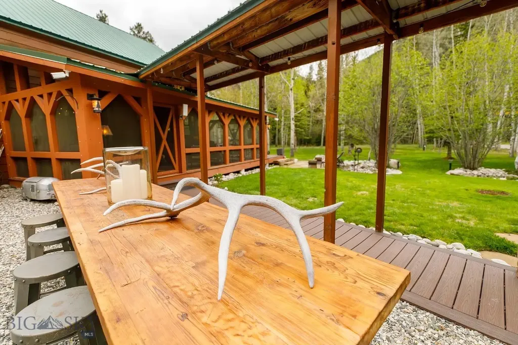 23 And 24 Moose Haven Loop Mcleod MT 59052