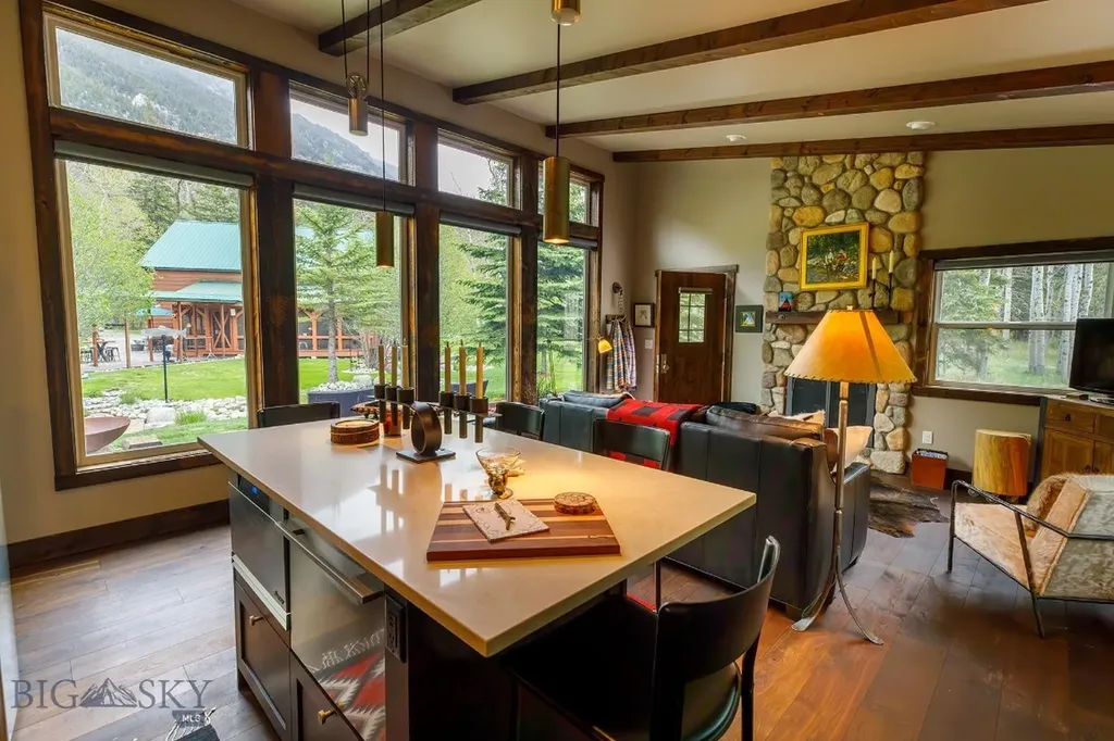 23 And 24 Moose Haven Loop Mcleod MT 59052