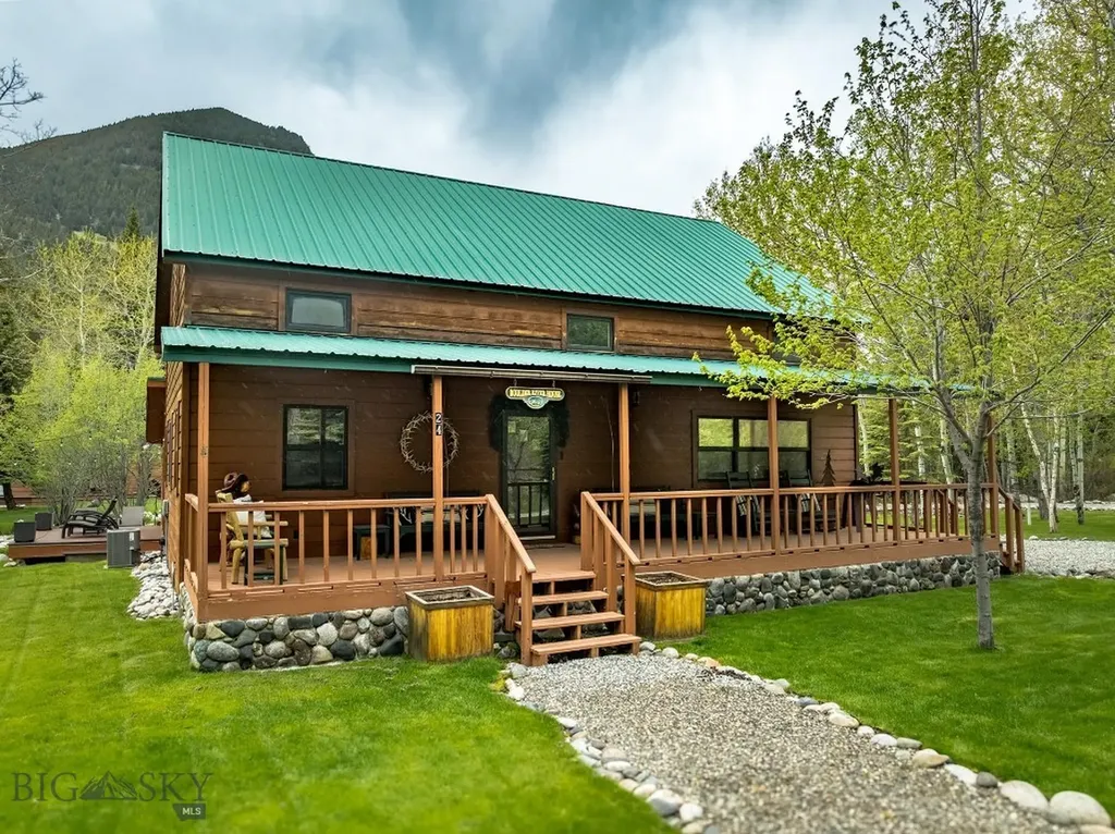 23 And 24 Moose Haven Loop Mcleod MT 59052