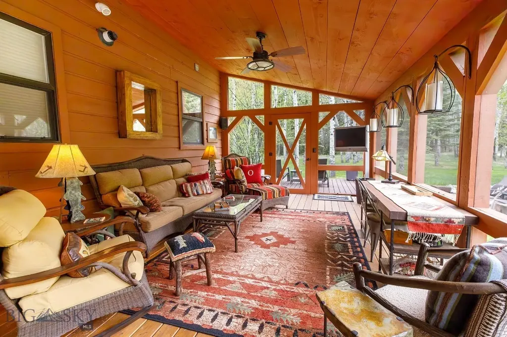 23 And 24 Moose Haven Loop Mcleod MT 59052