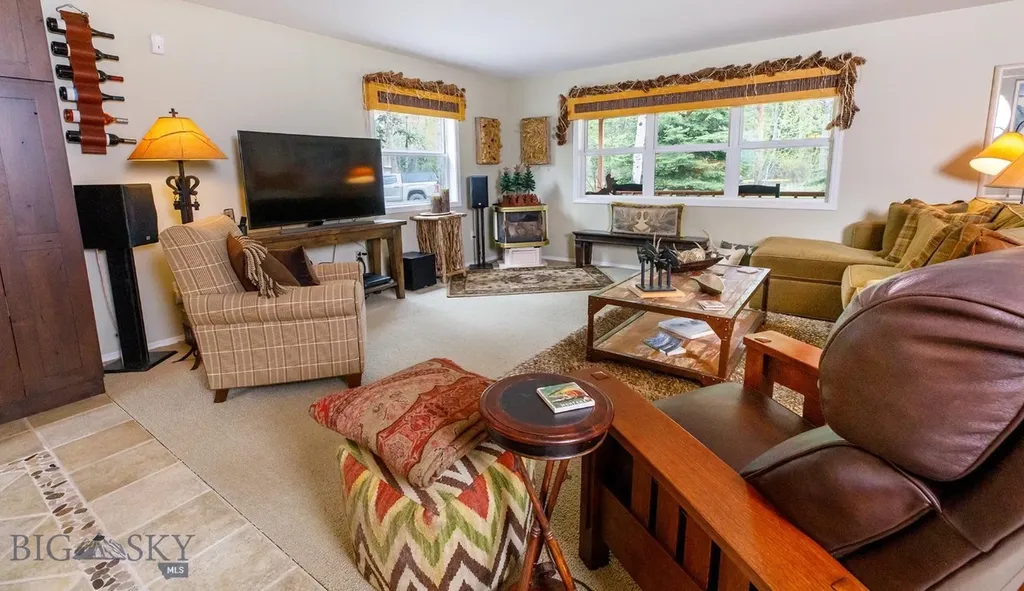 23 And 24 Moose Haven Loop Mcleod MT 59052
