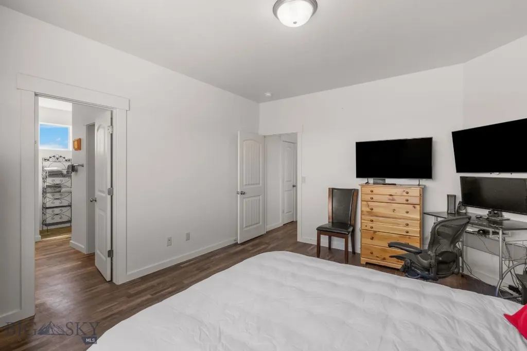 1165 Stewart Loop Bozeman MT 59718