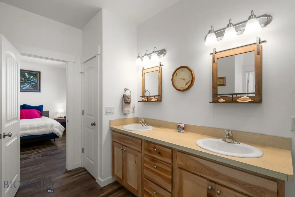 1165 Stewart Loop Bozeman MT 59718