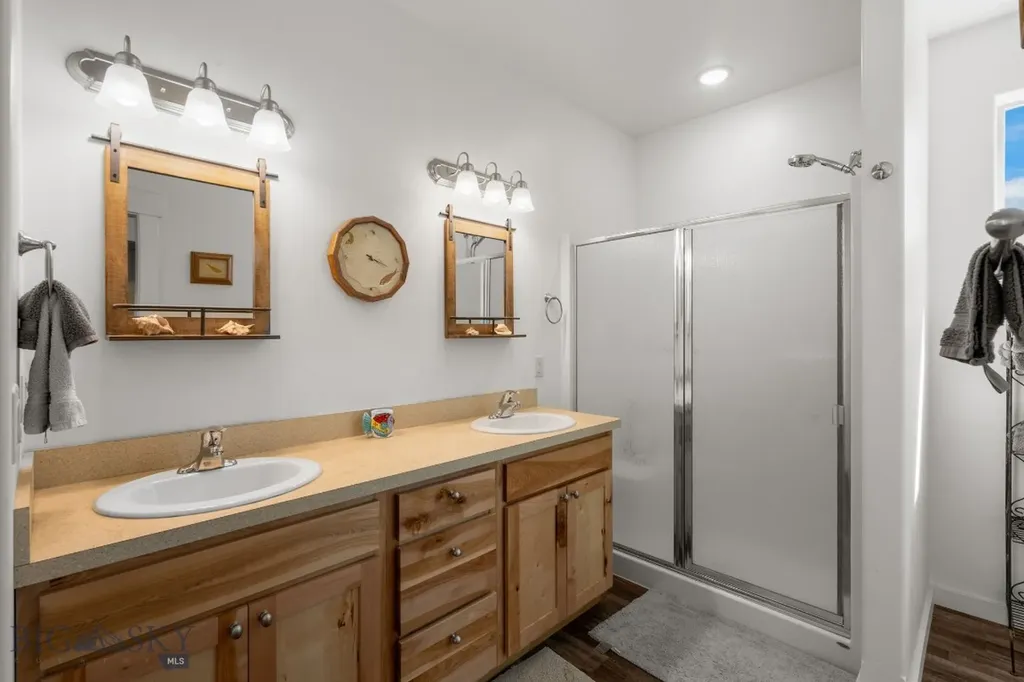 1165 Stewart Loop Bozeman MT 59718
