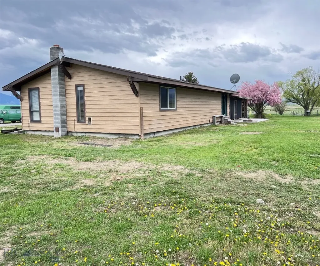 5559 287 N Highway 287 Highway Mcallister MT 59740