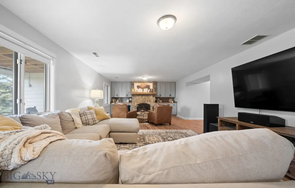 3015 Branding Iron Road Bozeman MT 59715
