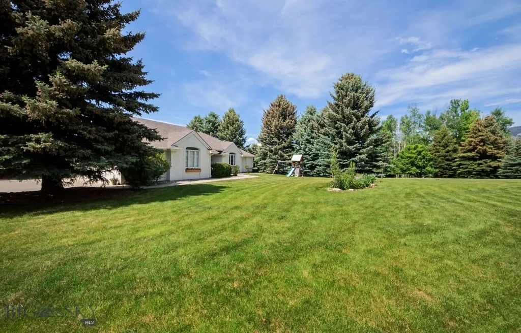3015 Branding Iron Road Bozeman MT 59715