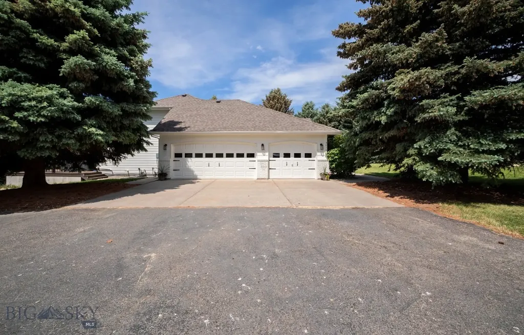 3015 Branding Iron Road Bozeman MT 59715