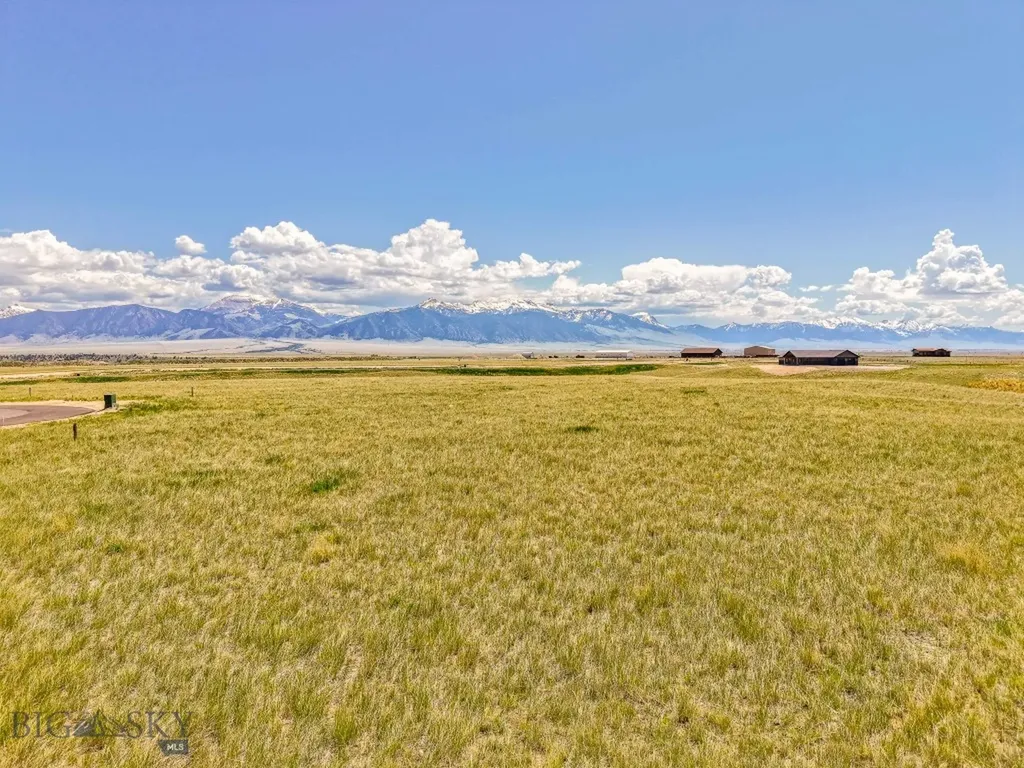 Lot 32 Vessey View Ennis MT 59729