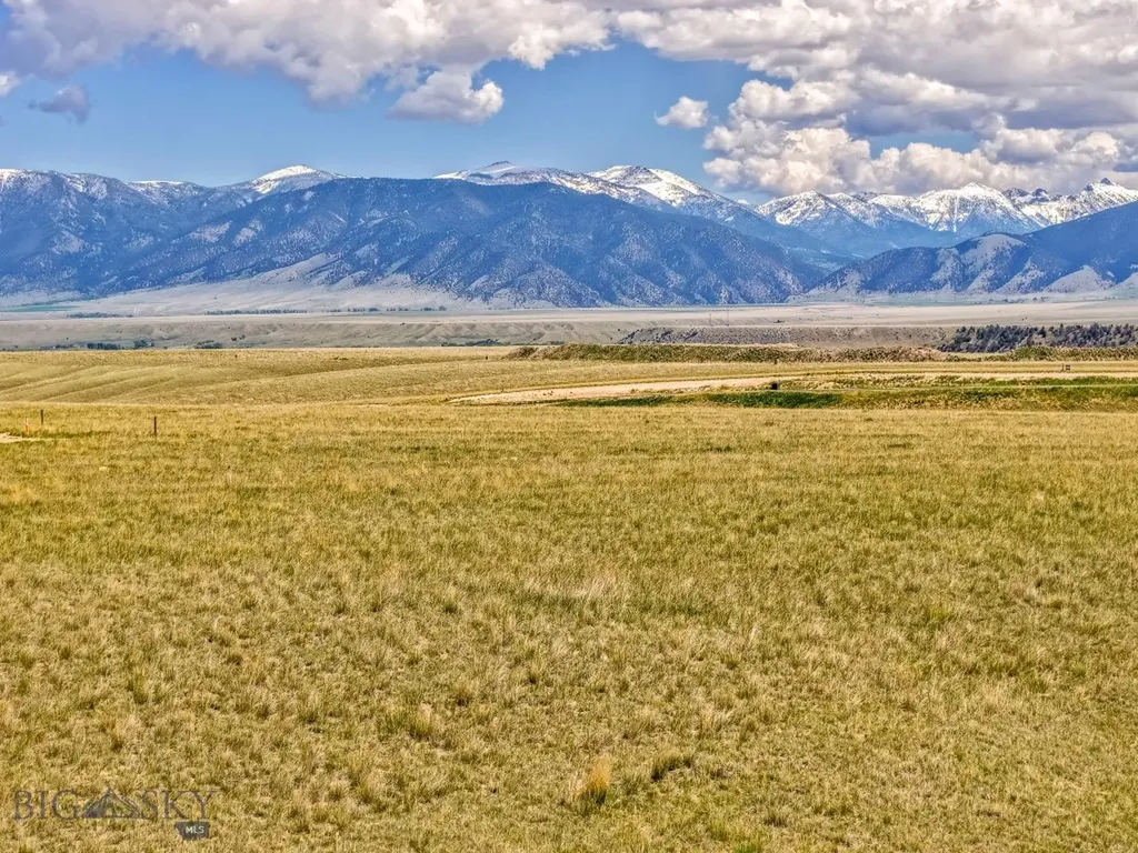Lot 32 Vessey View Ennis MT 59729