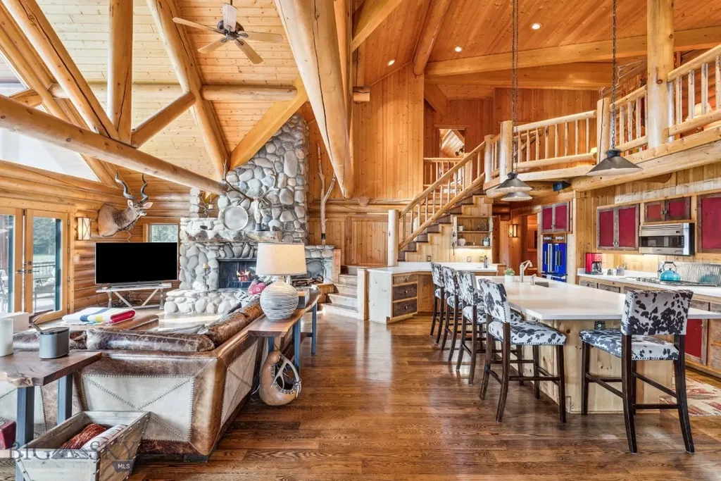 238 Great Gray Hollow Gallatin Gateway MT 59730