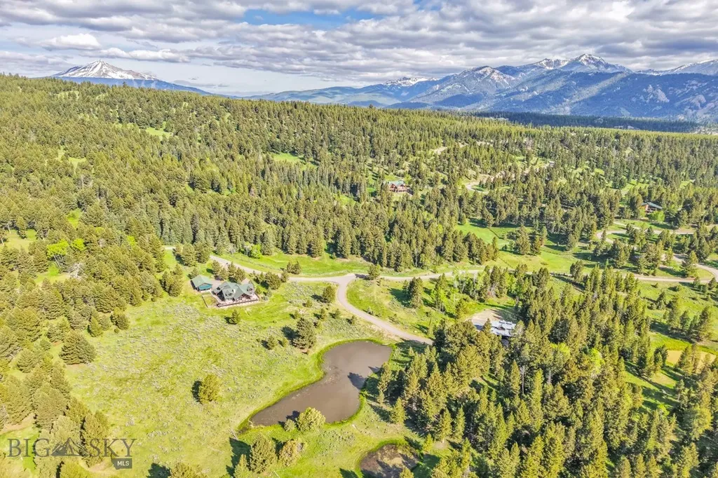 238 Great Gray Hollow Gallatin Gateway MT 59730