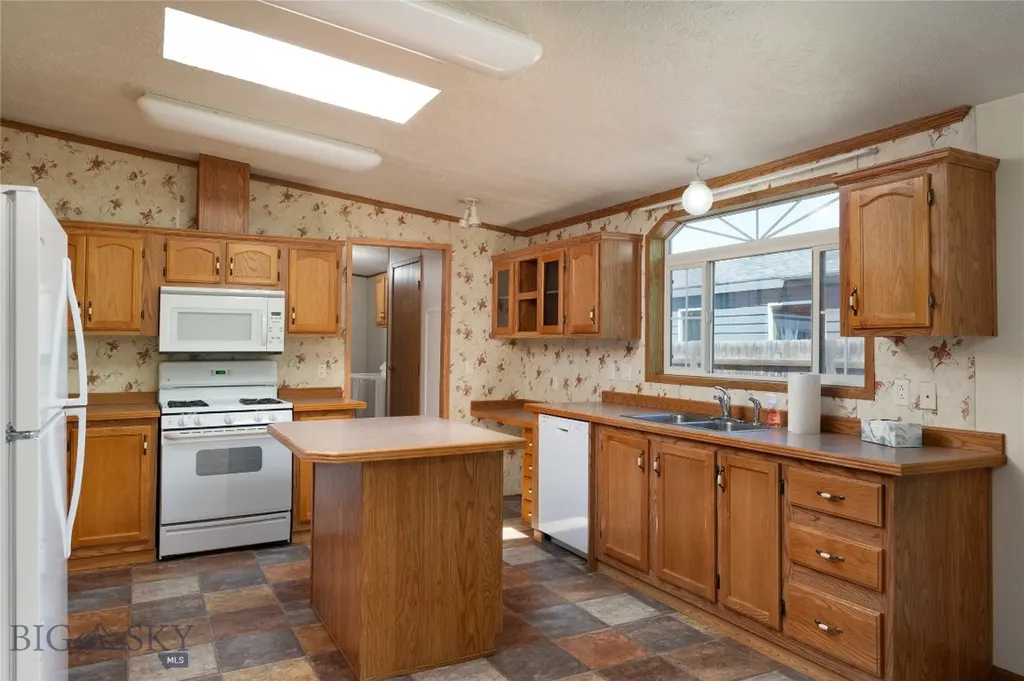 148 Green Tree Belgrade MT 59714