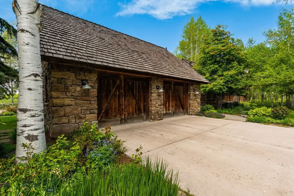 5350 River Road Bozeman MT 59718