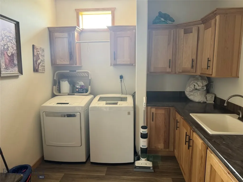 307 Howie Road Big Timber MT 59011