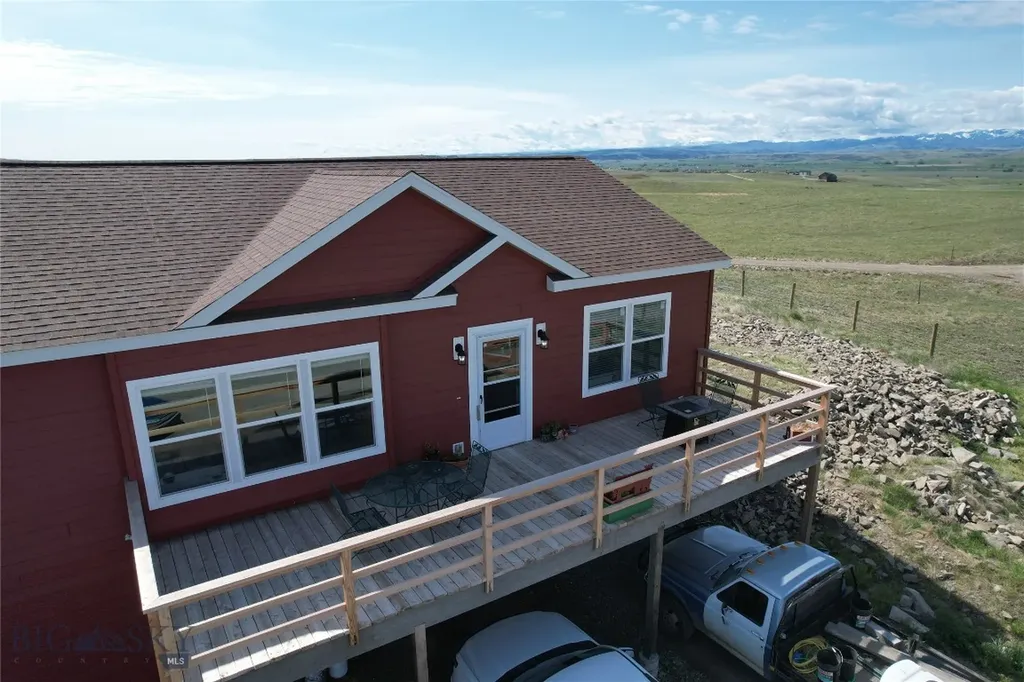 307 Howie Road Big Timber MT 59011