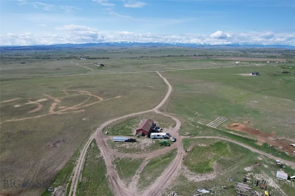 307 Howie Road Big Timber MT 59011