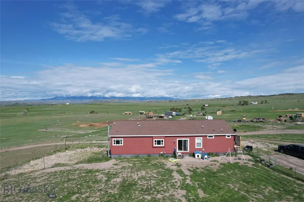 307 Howie Road Big Timber MT 59011