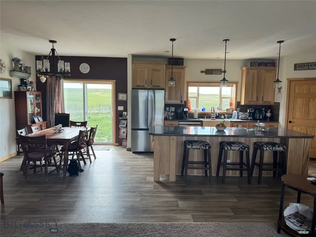 307 Howie Road Big Timber MT 59011