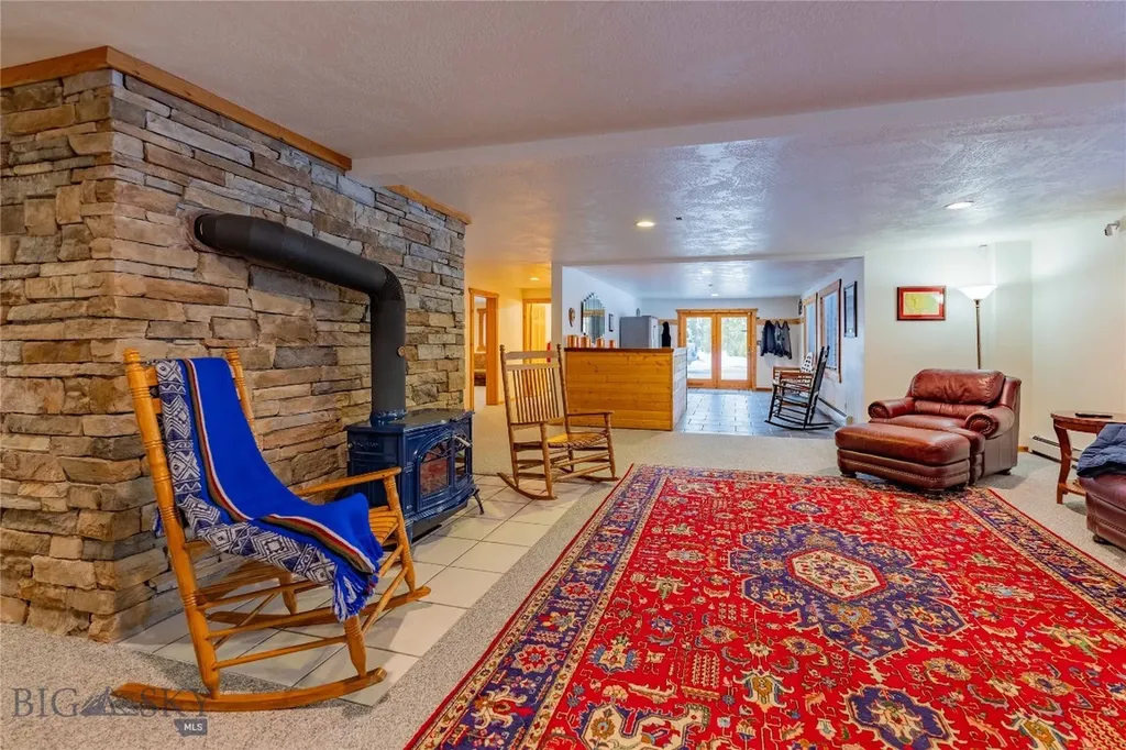 805 Georgetown Lake Road Anaconda MT 59711