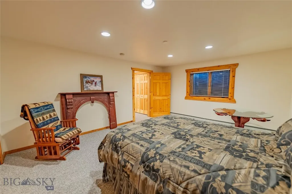 805 Georgetown Lake Road Anaconda MT 59711