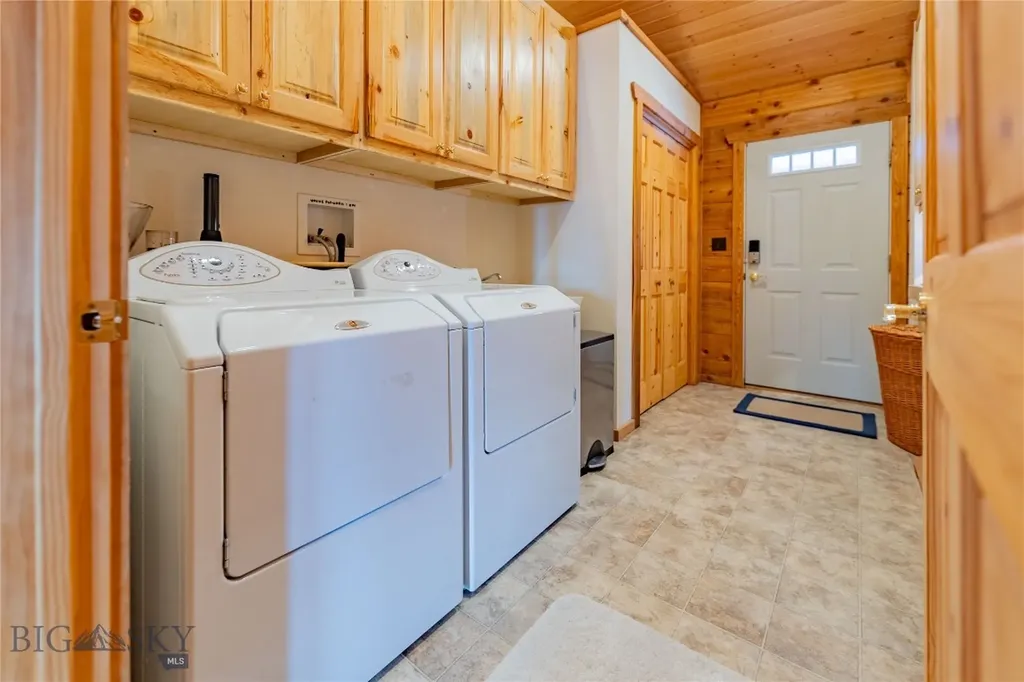805 Georgetown Lake Road Anaconda MT 59711