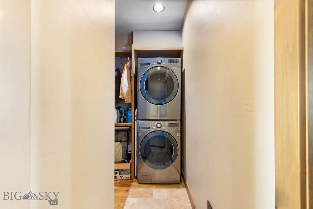715 Bates Road Manhattan MT 59741